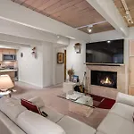 Chateau Chaumont Unit 9, Second-Floor Corner Condominium With Prime Location In Aspen